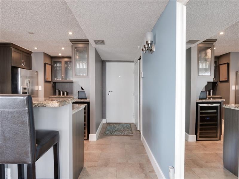 Photo of 121 GOLDEN ISLES Drive #806, Hallandale Beach, FL 33009 (MLS # B26073402)