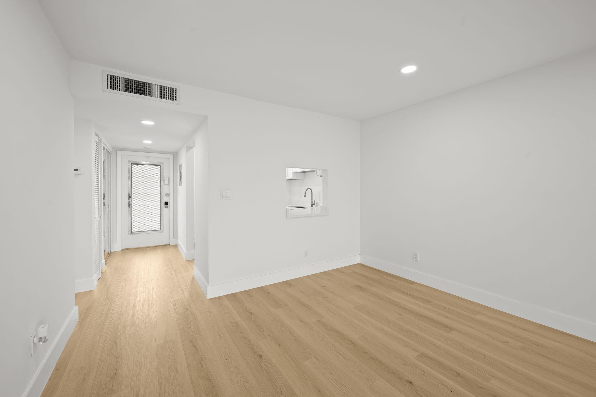 6000 NW 64th Avenue 303