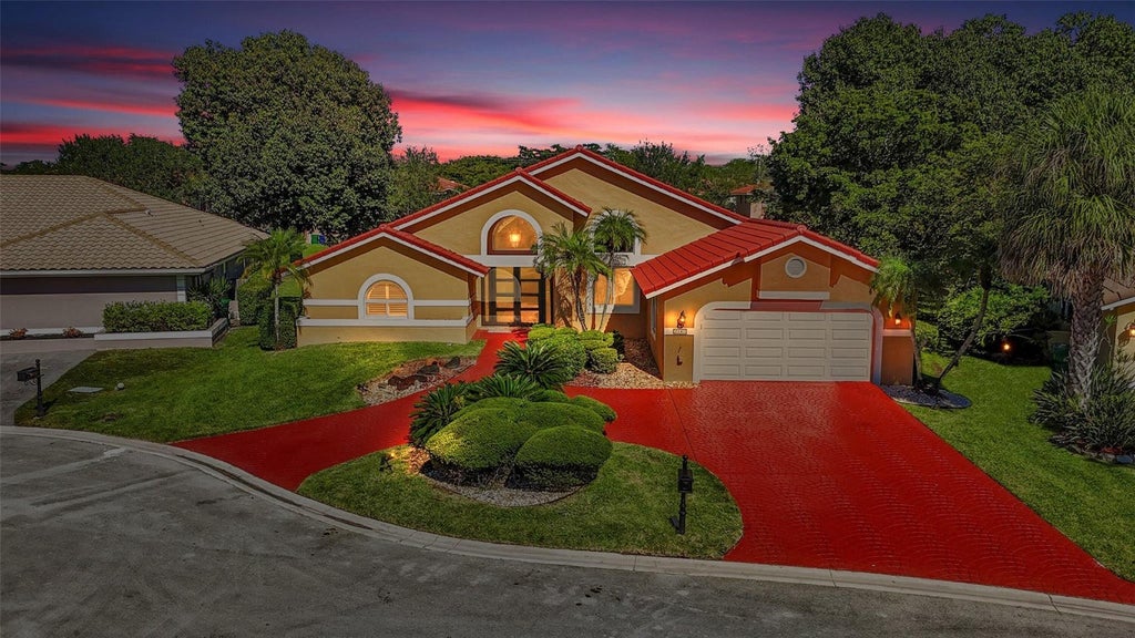 Photo of 2141 Oakmont Terrace, Coral Springs, FL 33071 (MLS # F10537529)