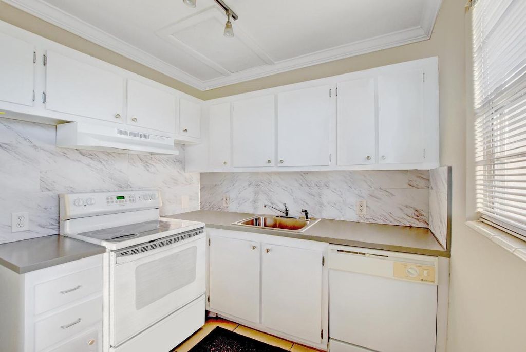 Photo of 294 Mansfield G, Boca Raton, FL 33434 (MLS # R11158750)