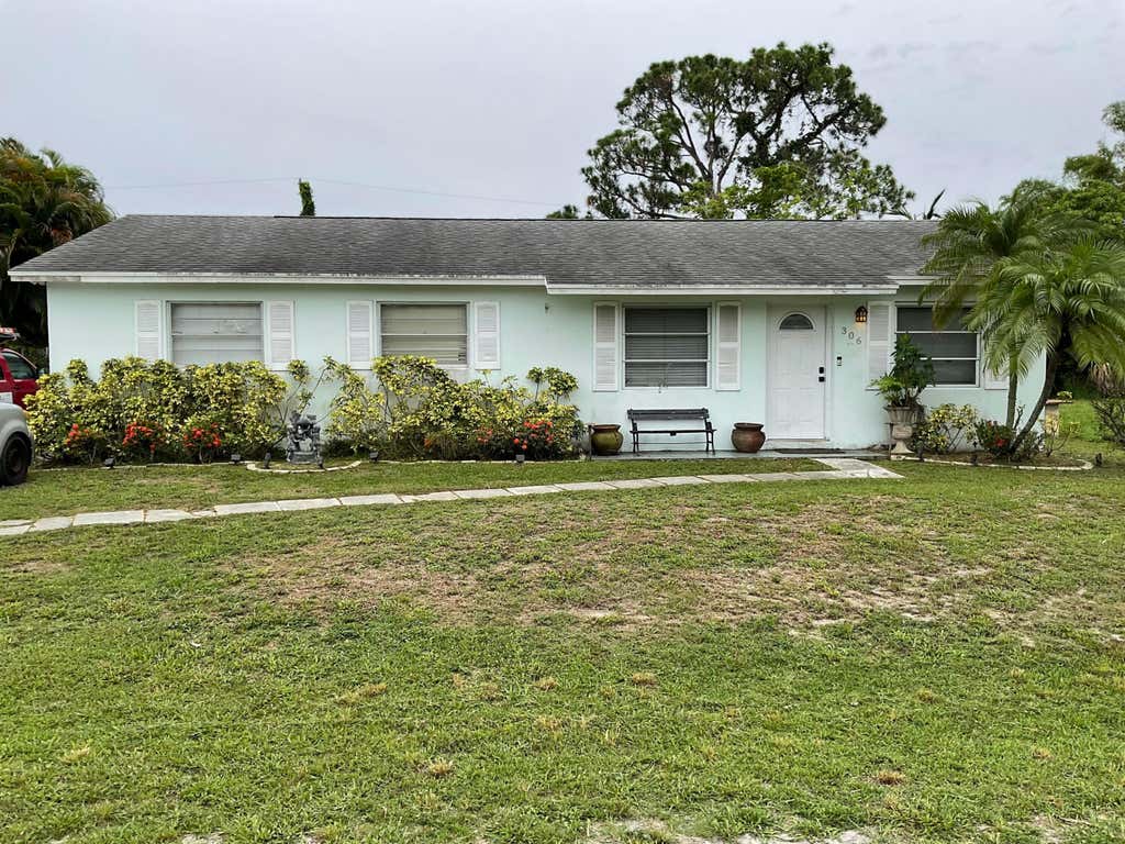 Photo of 306 4th Street, Jupiter, FL 33458 (MLS # R10996504)