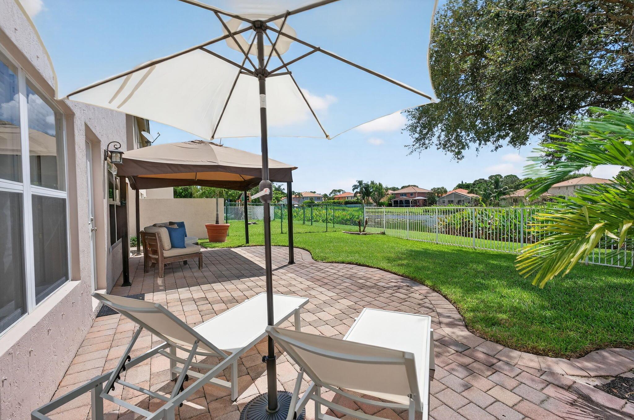 6101 Willoughby Circle