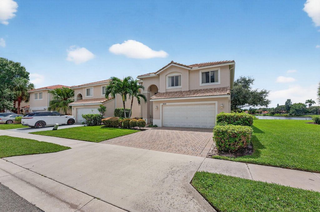 Photo of 6101 Willoughby Circle, Lake Worth, FL 33463 (MLS # R11123124)