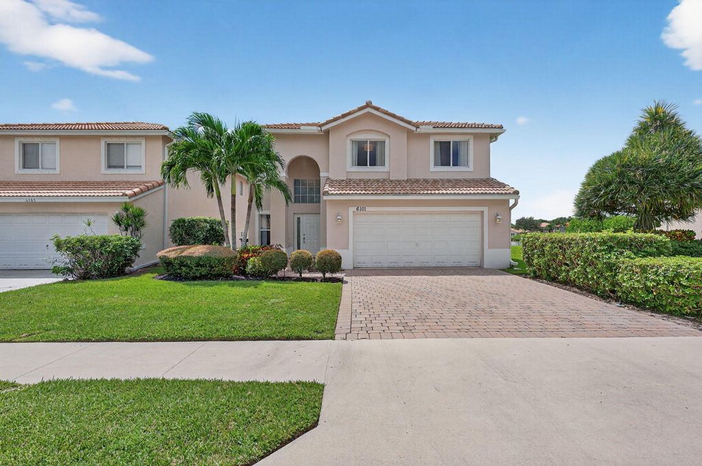 Photo of 6101 Willoughby Circle, Lake Worth, FL 33463 (MLS # R11123124)