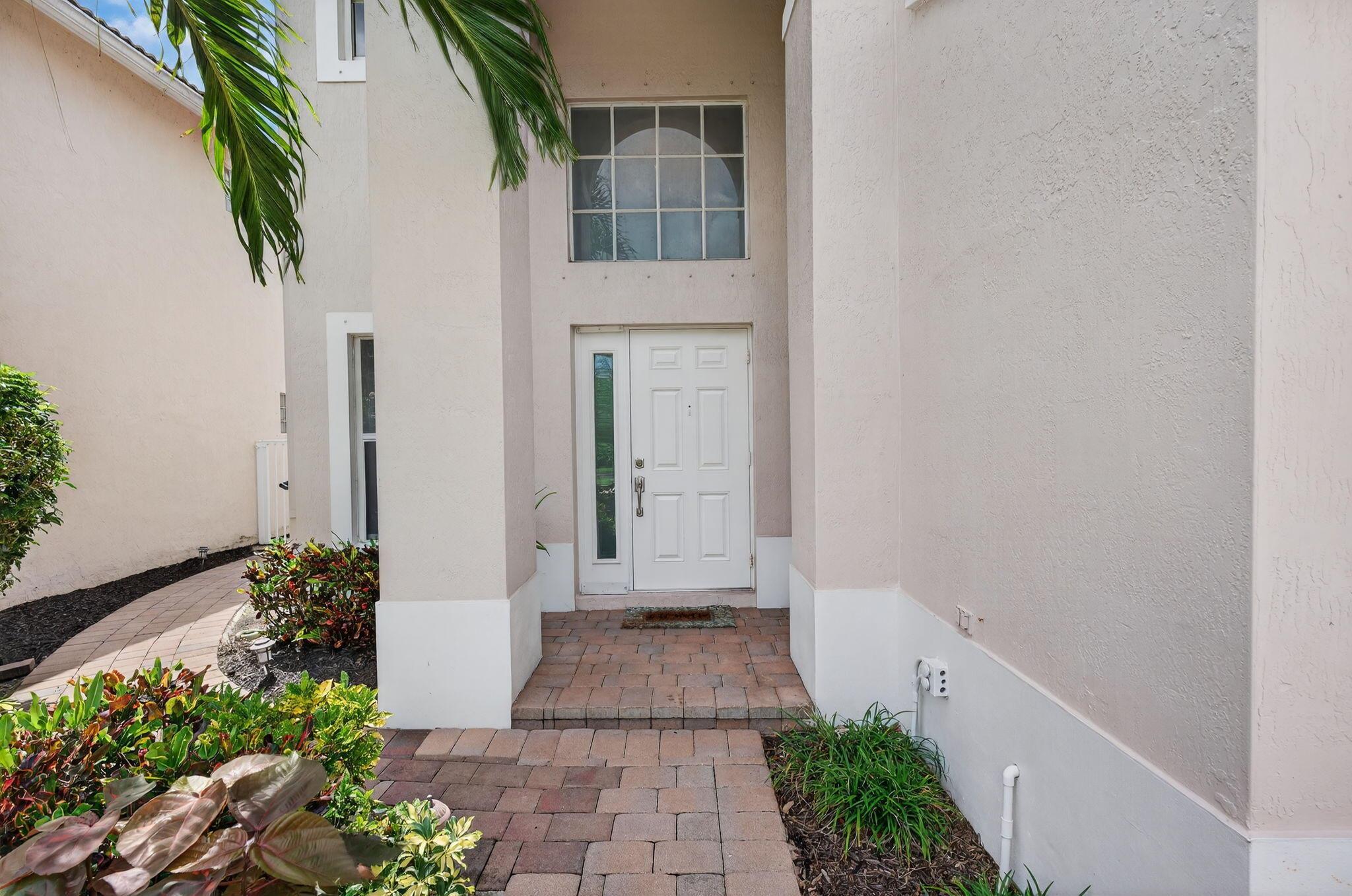 6101 Willoughby Circle