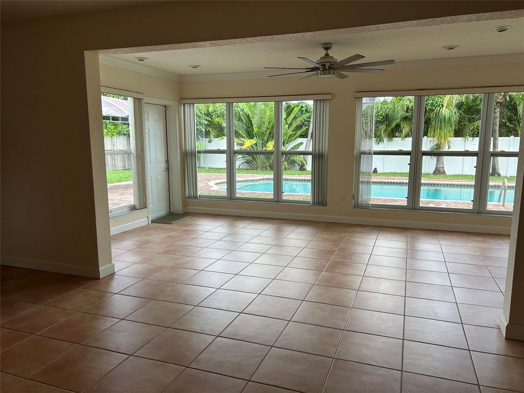 Photo of 1811 NE 43rd Street, Oakland Park, FL 33308 (MLS # F10512742)