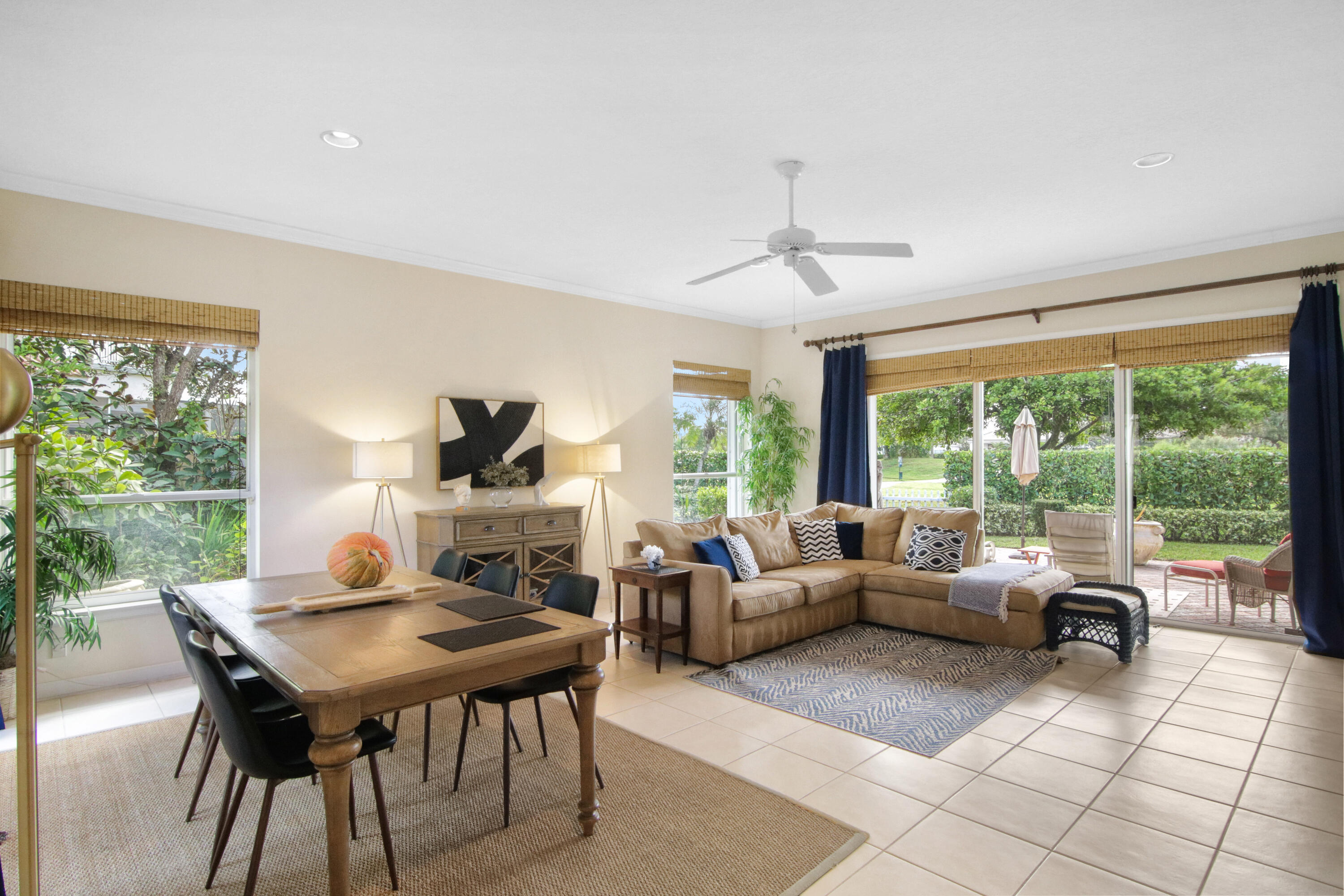 SHADY OAKS OF PALM BEACH POLO & COUNTRY - Residential