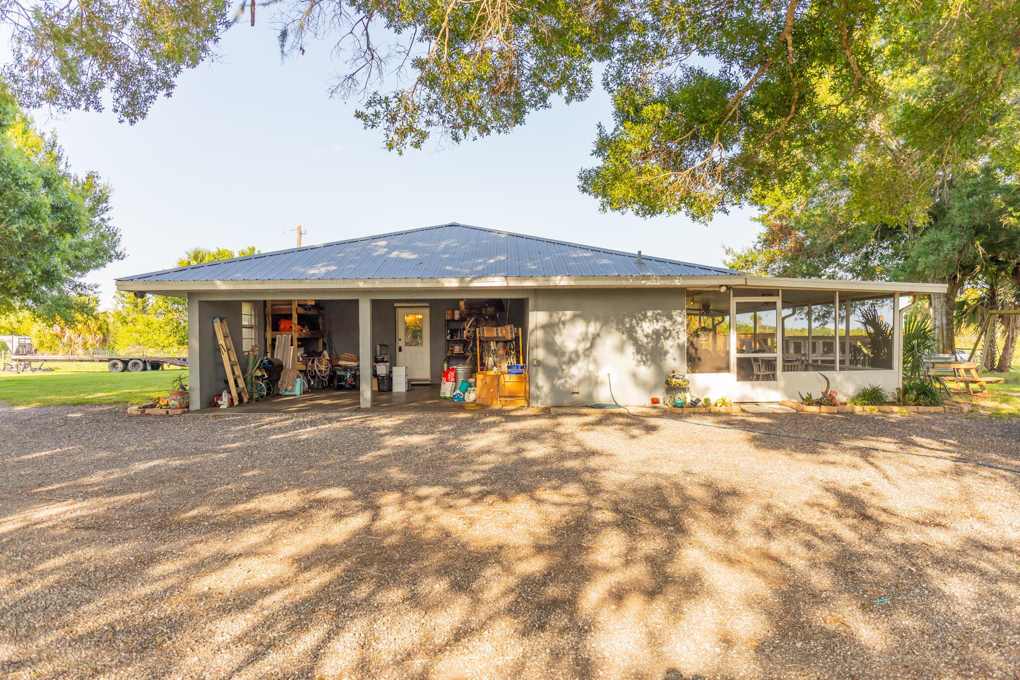 1450 SW 28th Street