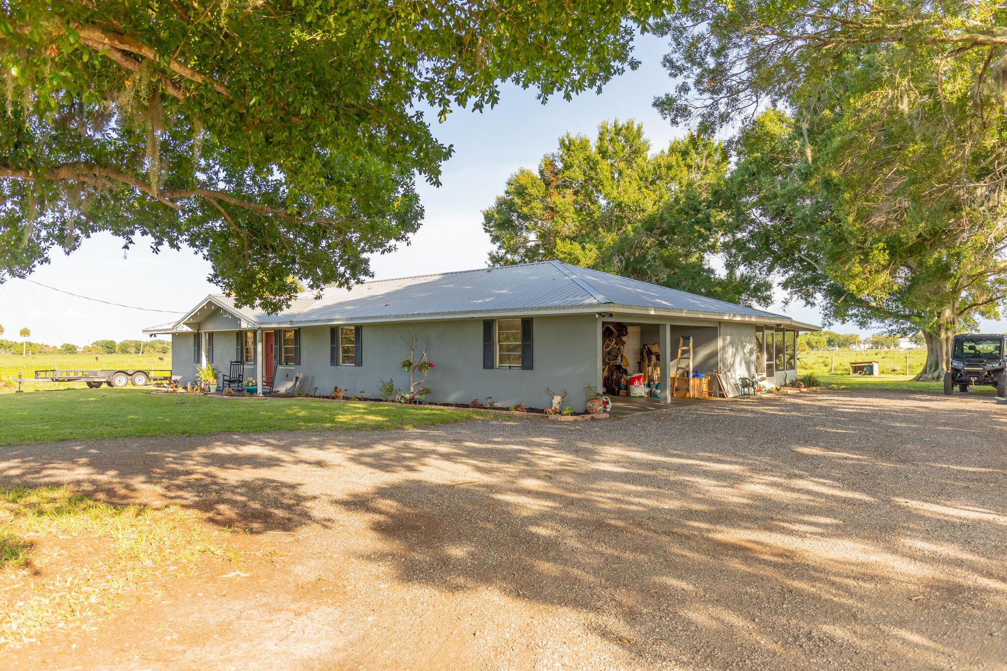 1450 SW 28th Street