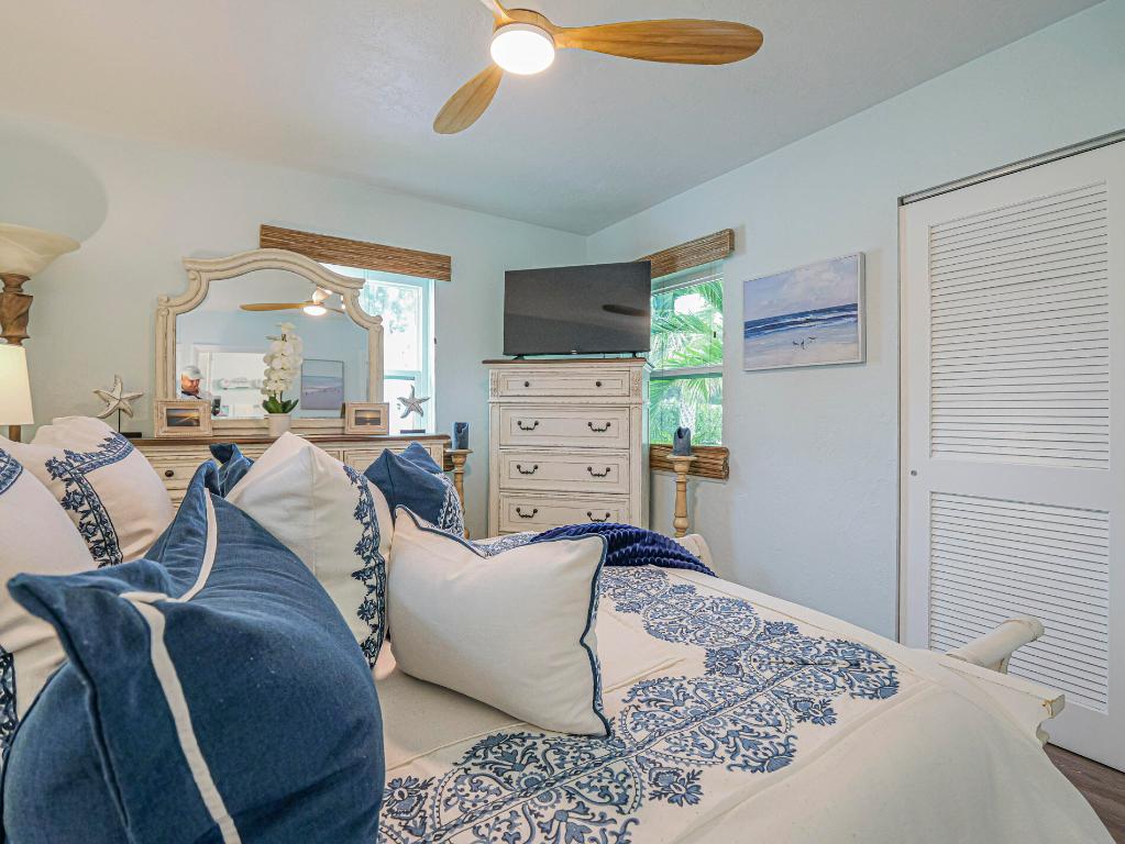 MCANSH PK REPLAT OF BLKS 24 & 28 - Residential