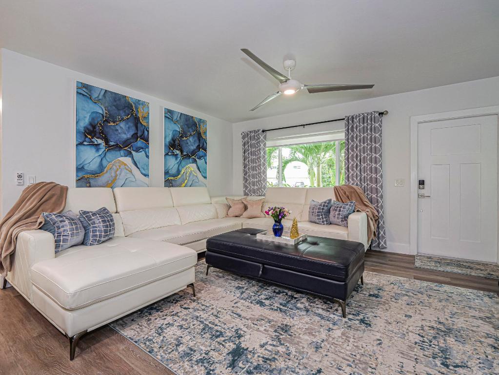 MCANSH PK REPLAT OF BLKS 24 & 28 - Residential