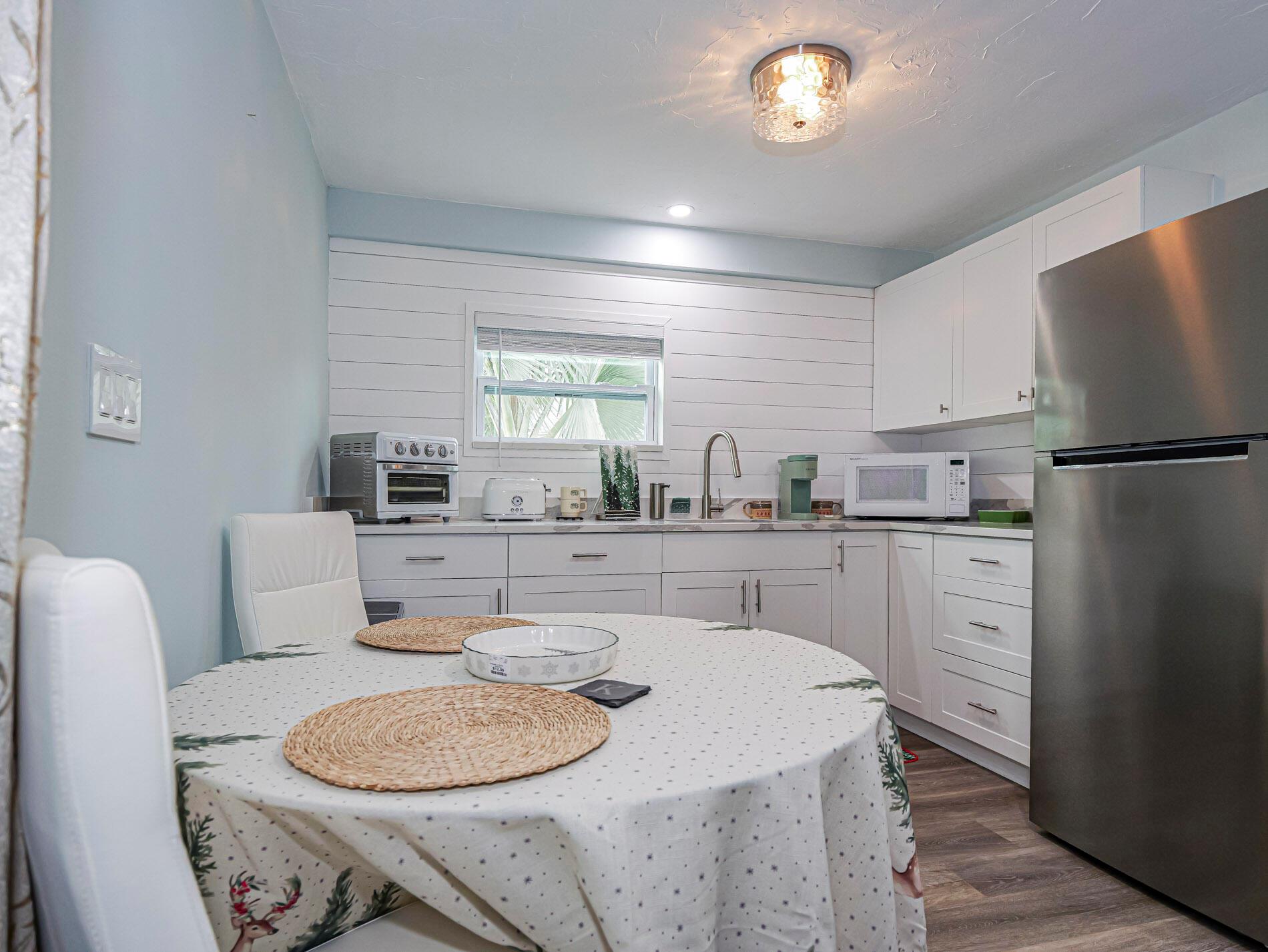 MCANSH PK REPLAT OF BLKS - Residential