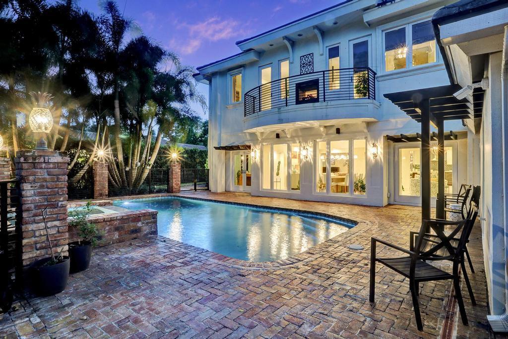 BOCA RATON BATH & TENNIS - Residential