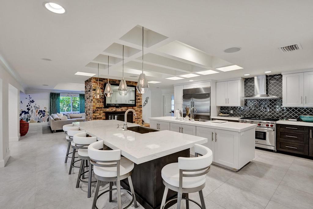 BOCA RATON BATH & TENNIS - Residential