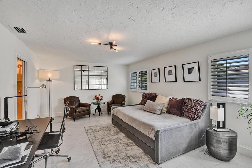 BOCA RATON BATH & TENNIS - Residential