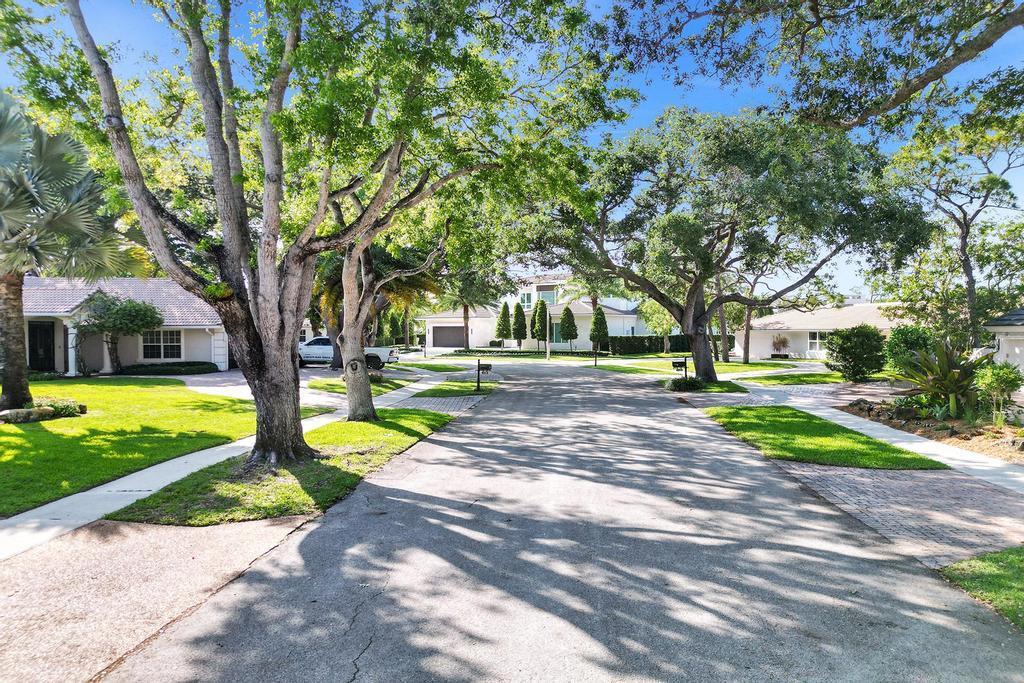 BOCA RATON BATH & TENNIS - Residential