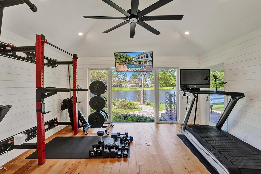 BOCA RATON BATH & TENNIS - Residential