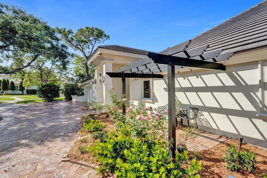 BOCA RATON BATH & TENNIS - Residential