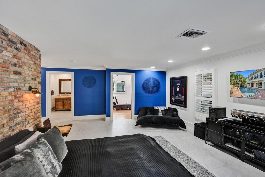 BOCA RATON BATH & TENNIS - Residential