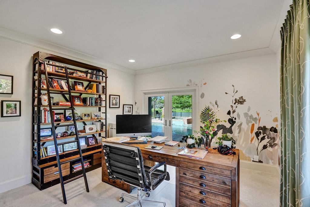 BOCA RATON BATH & TENNIS - Residential