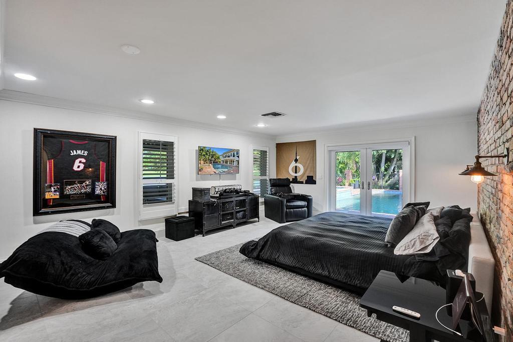 BOCA RATON BATH & TENNIS - Residential