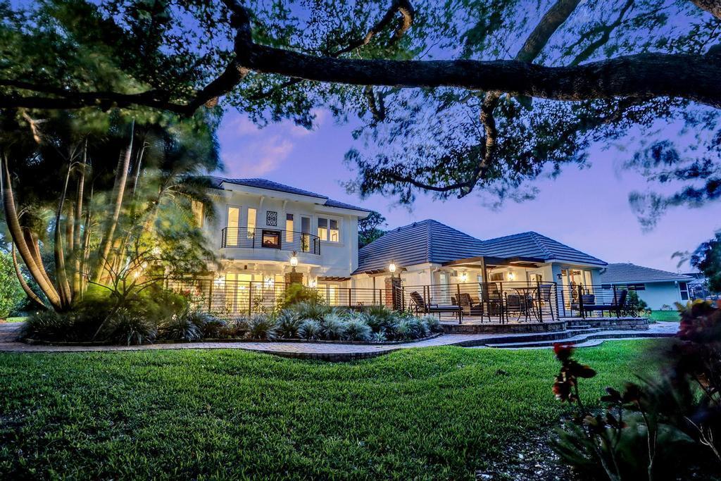 BOCA RATON BATH & TENNIS - Residential