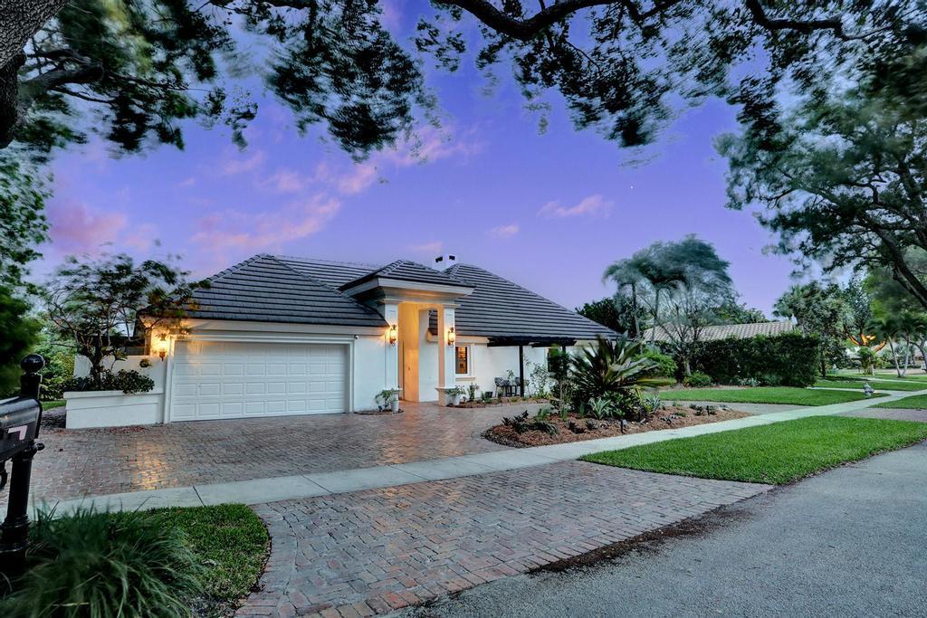 BOCA RATON BATH & TENNIS - Residential