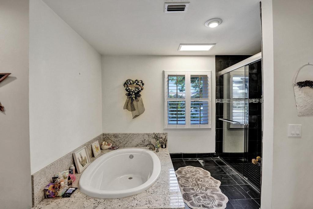 BOCA RATON BATH & TENNIS - Residential