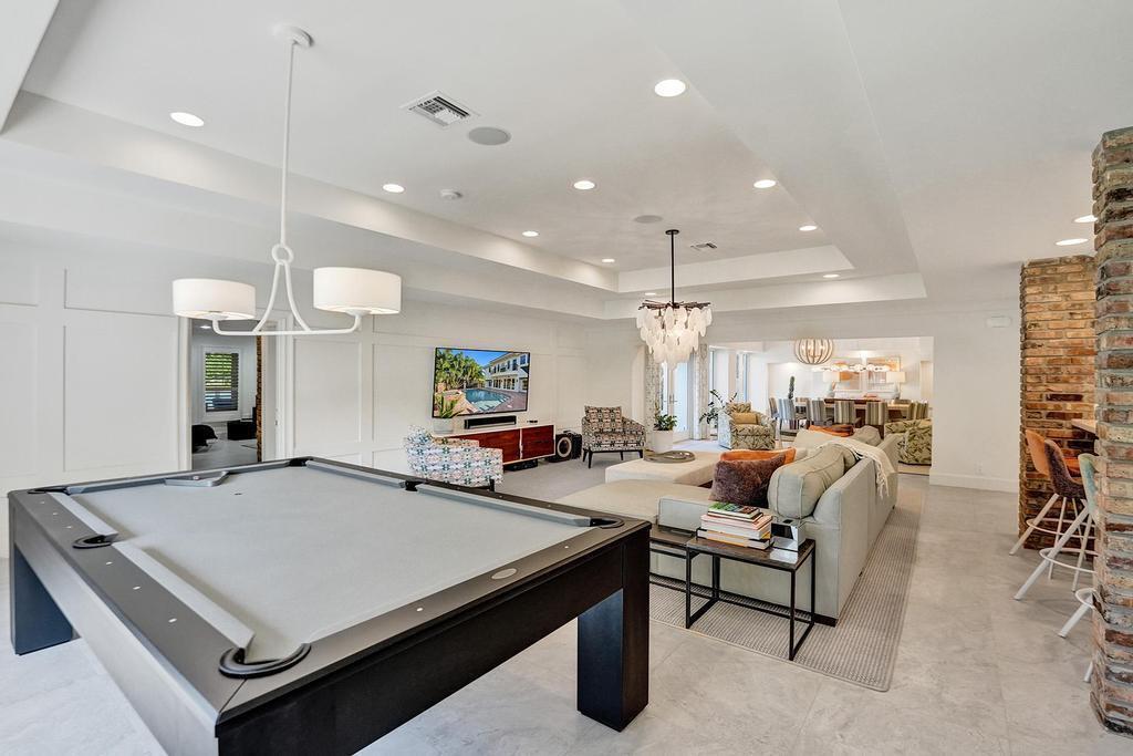 BOCA RATON BATH & TENNIS - Residential