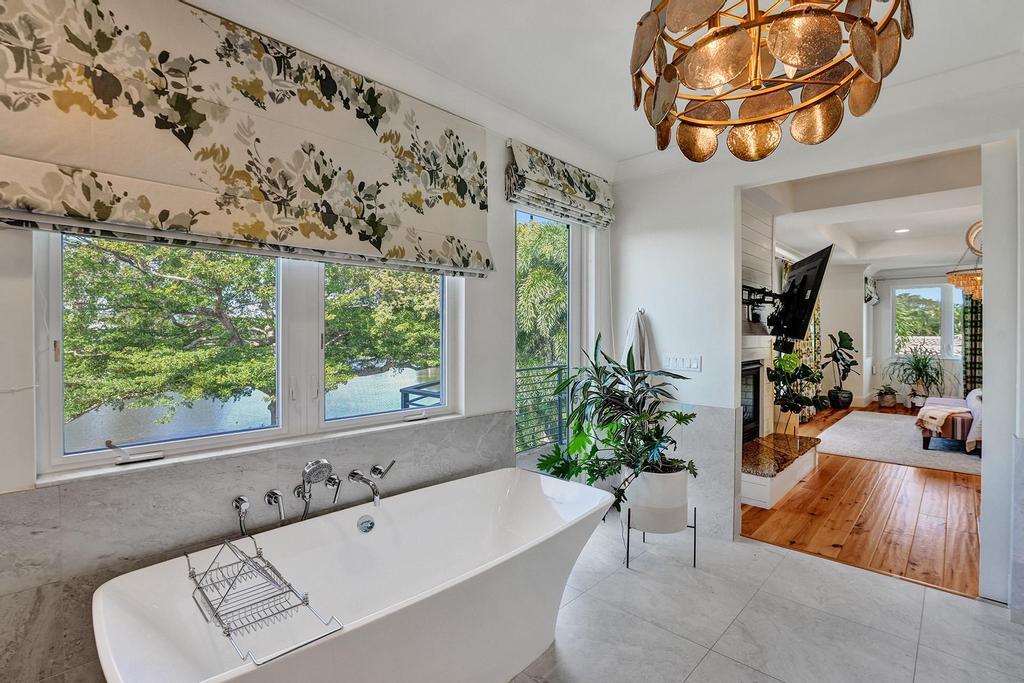 BOCA RATON BATH & TENNIS - Residential