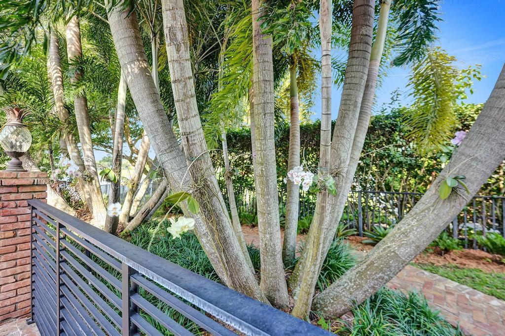 BOCA RATON BATH & TENNIS - Residential