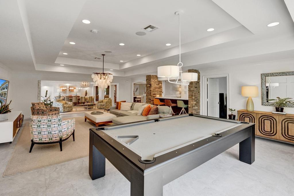 BOCA RATON BATH & TENNIS - Residential