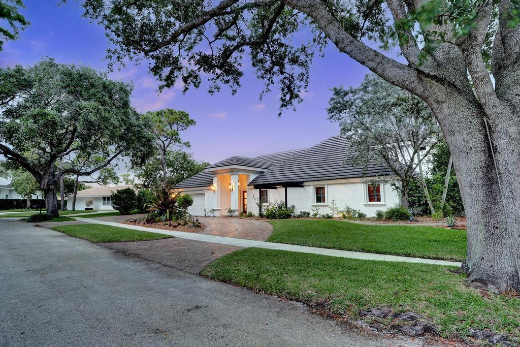 BOCA RATON BATH & TENNIS - Residential