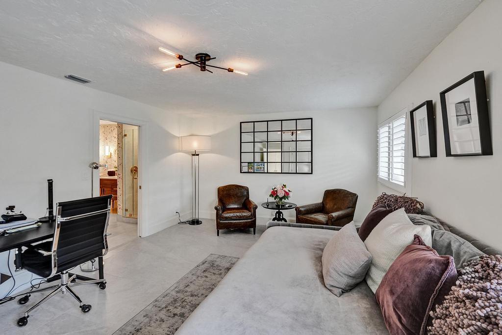 BOCA RATON BATH & TENNIS - Residential