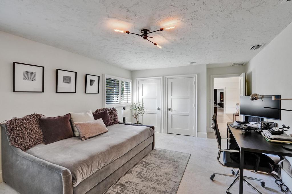 BOCA RATON BATH & TENNIS - Residential