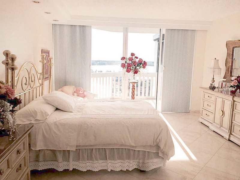 WILLIAMS ISLAND - Residential