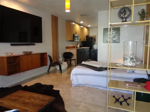 728 NE 13th Ct Unit 13, Fort Lauderdale, FL 33304 - MLS#: F10485463