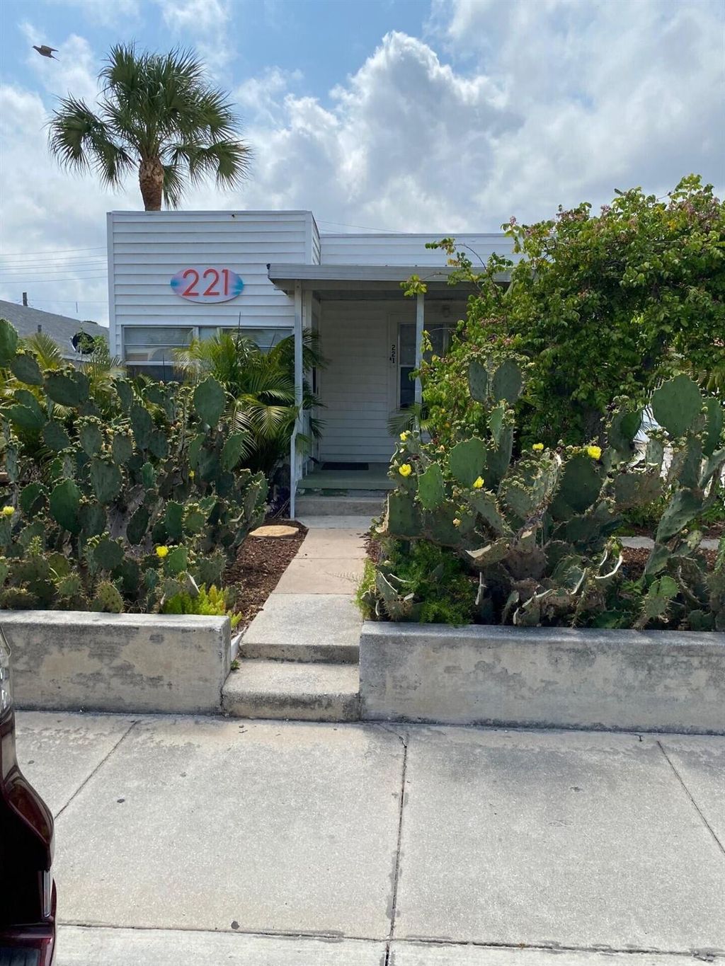 Photo of 221 N C Street, Lake Worth Beach, FL 33460 (MLS # R10988881)