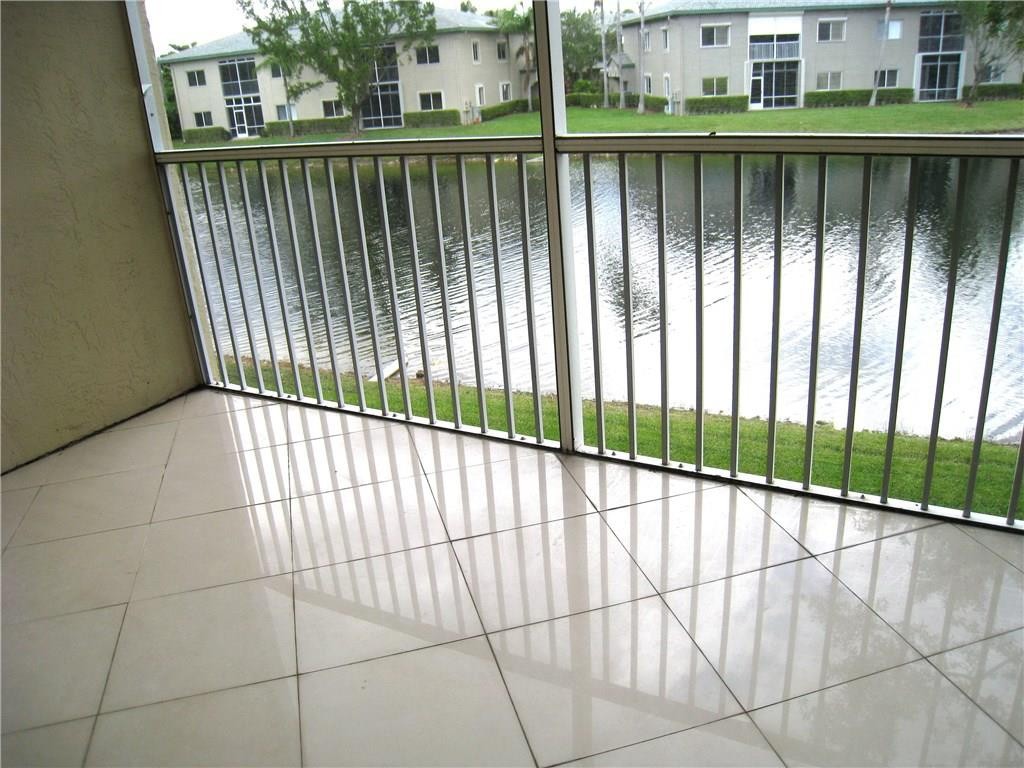 KINGS POINT - Residential
