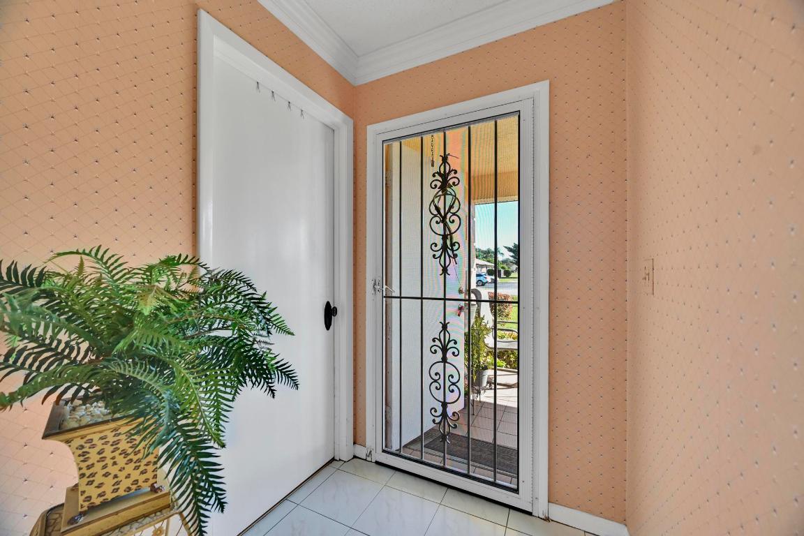 THE GROVE CONDOMINIUM SECTION 1 - Residential