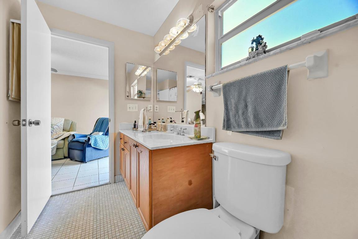 THE GROVE CONDOMINIUM SECTION 1 - Residential