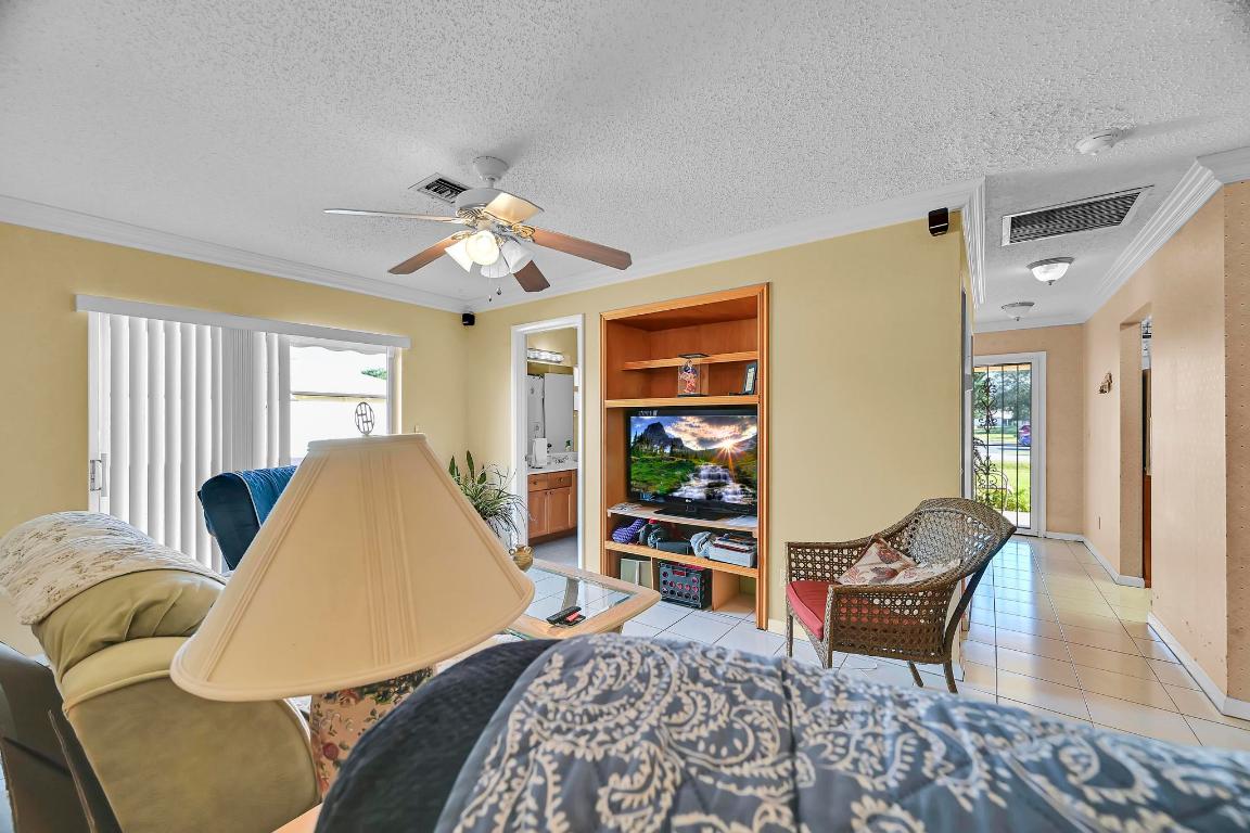 THE GROVE CONDOMINIUM SECTION 1 - Residential