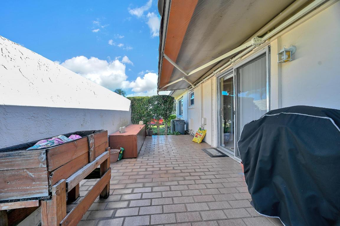 THE GROVE CONDOMINIUM SECTION 1 - Residential