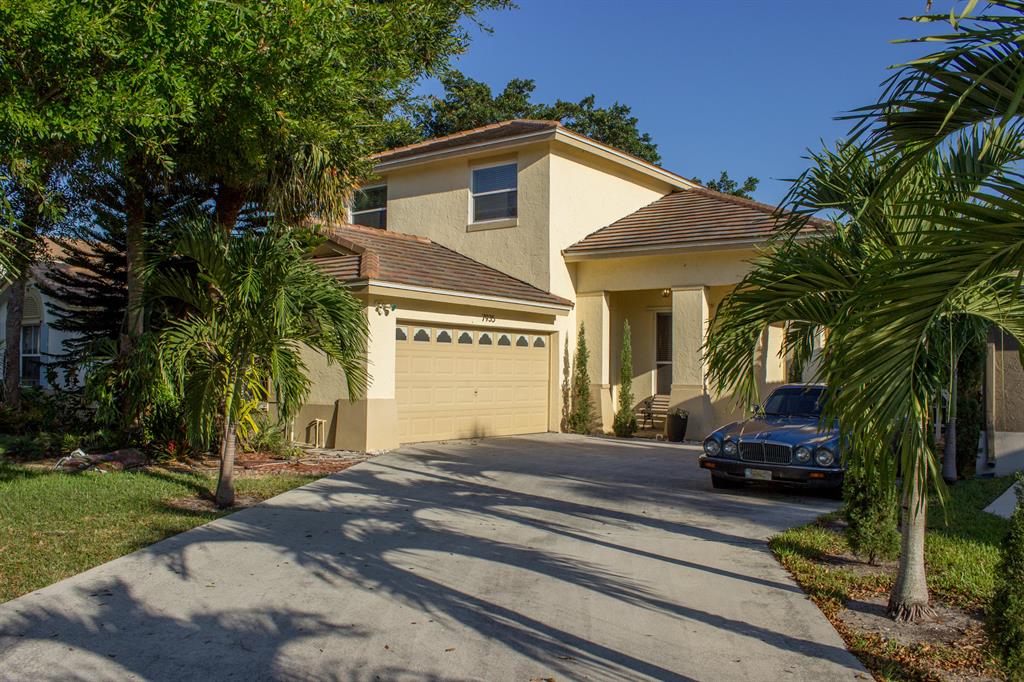 Lawrence Oaks - Residential Lease