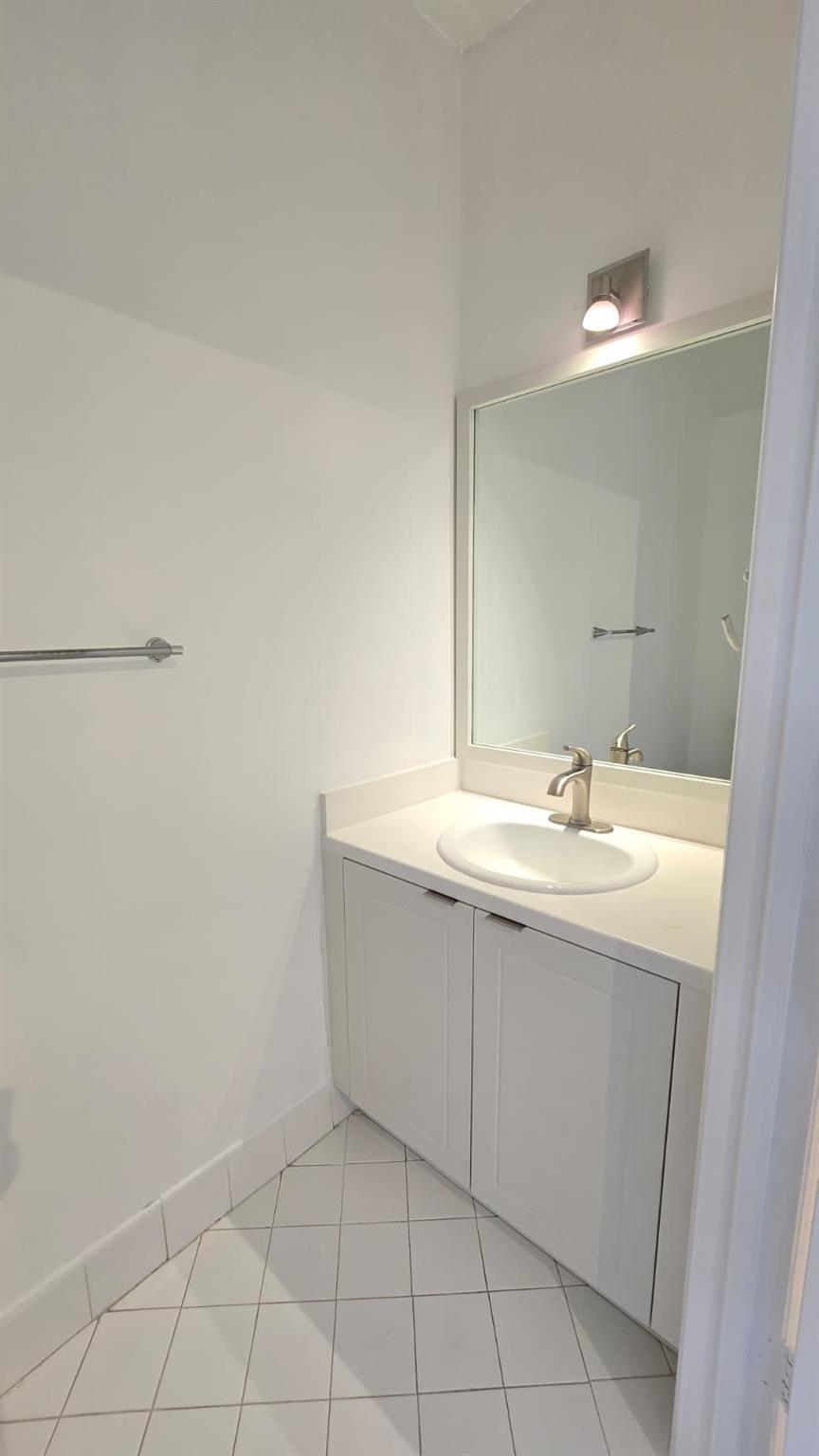 SAN MESSINA - Residential Lease