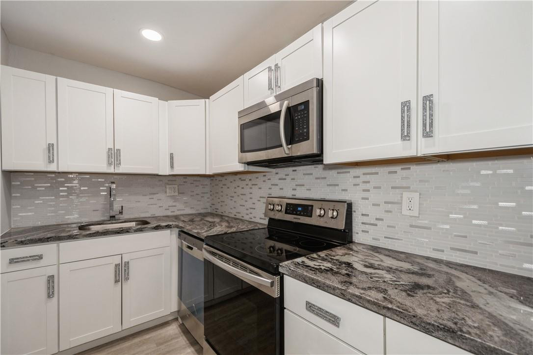 Leisure Beach Condominium - Residential