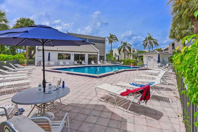 Photo of 1605 S Us Highway 1 #Sl6e, Jupiter, FL 33477 (MLS # B26021538)