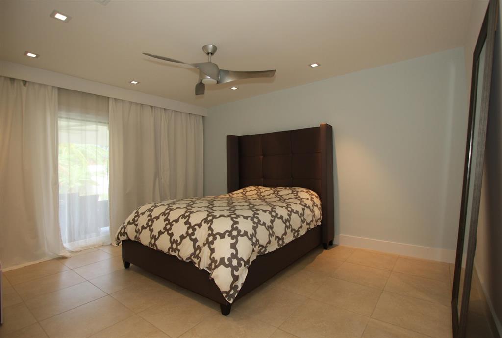 BOCA RATON SQUARE UNIT 15 - Residential Lease