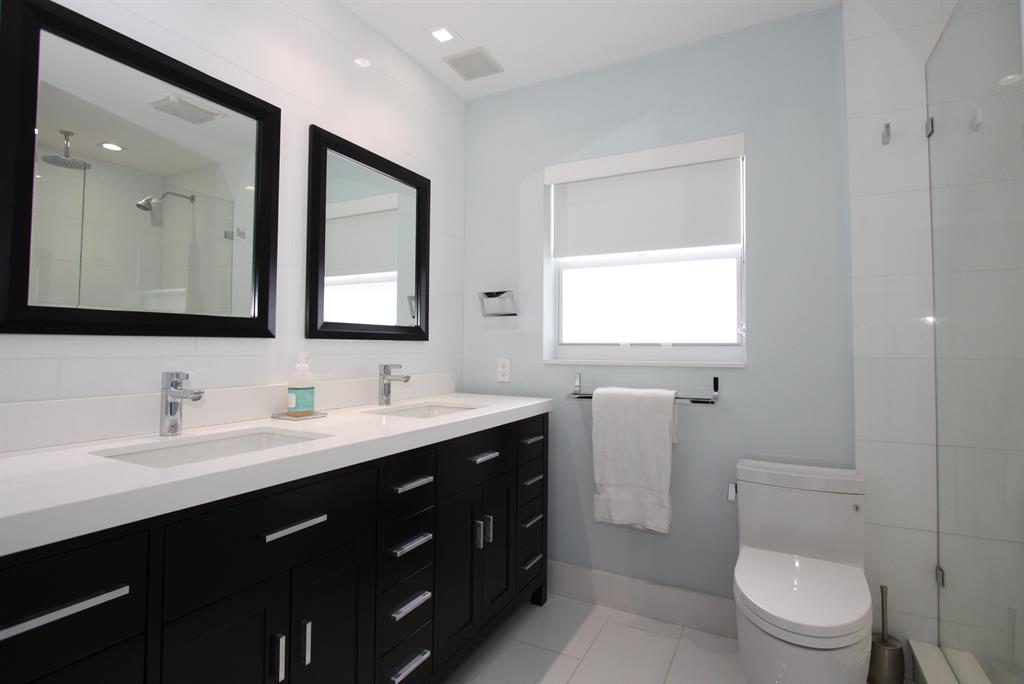 BOCA RATON SQUARE UNIT 15 - Residential Lease