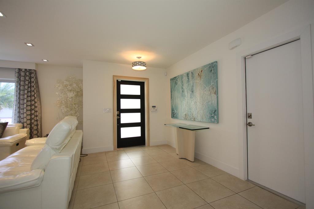 BOCA RATON SQUARE UNIT 15 - Residential Lease
